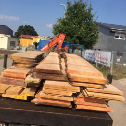 Neue Lieferung: breite Lärche und Eiche in 3, 4 und 5 cm Stärke!