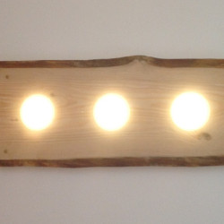 Kundenprojekt: Rustikale Lampe aus unbesäumten Lärchenholz!